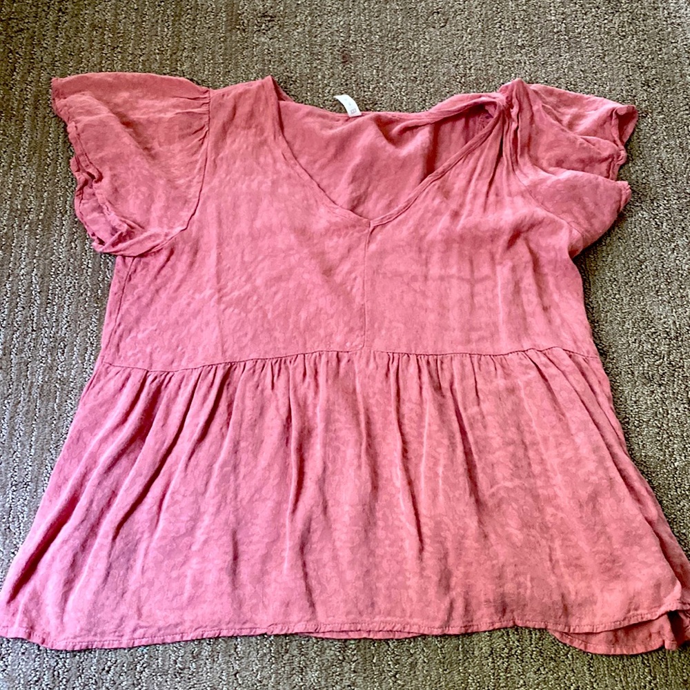 Cheetah print tshirt. Runs small